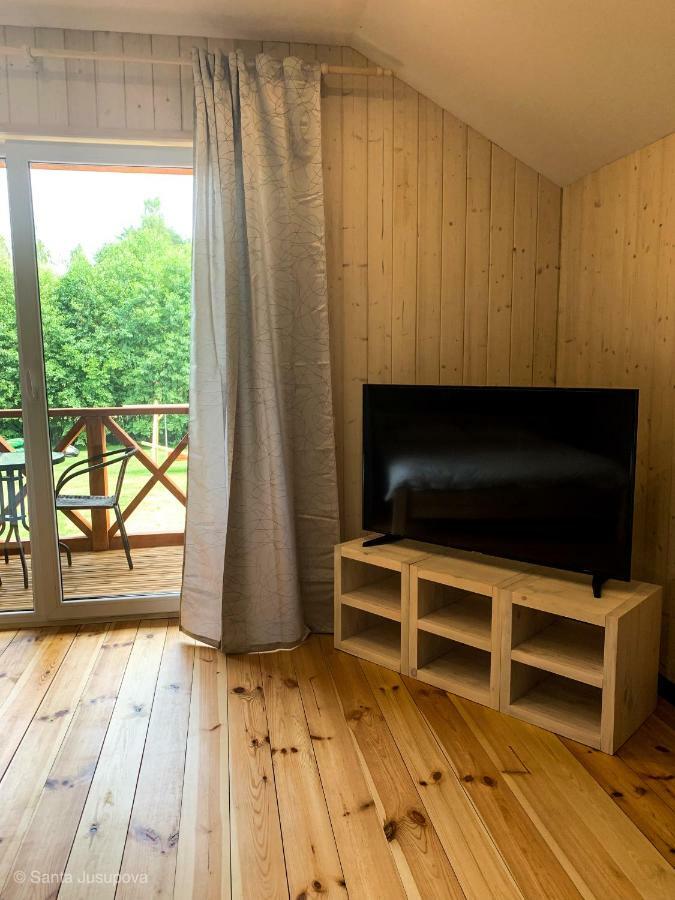 Brivdienu Maja Vilcini Bernati Bagian luar foto